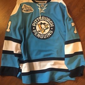 Authentic Reebok #71 Malkin hockey jersey/sweater.